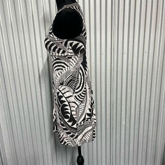 Athleta Black White Leaf Print Dress XXS Sleeveless Stretch Travel Summer Resort - Picture 3 of 11
